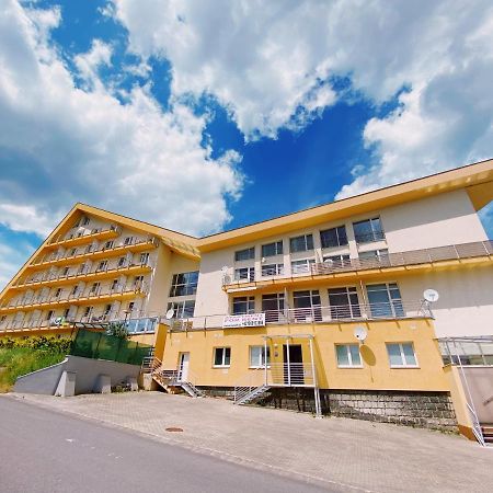 The Legits Apartments Dóval Kültér fotó
